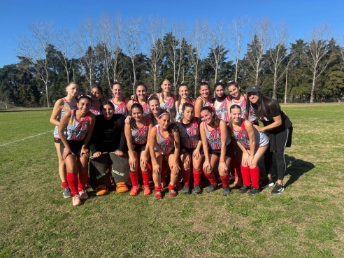 HOCKEY: DE VISITA EN CORREA – 03/08/25