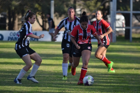 FÚTBOL FEMENINO IAC: EMPATE EN EL DEBUT – 22/09/23